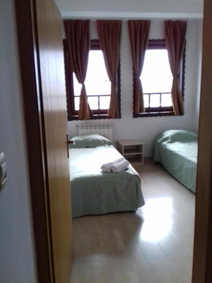 Green Oaza Apartment فوينيتسا المظهر الخارجي الصورة